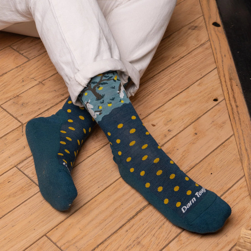 Load image into Gallery viewer, W's Wild Life Crew Lightweight Lifestyle Socks

