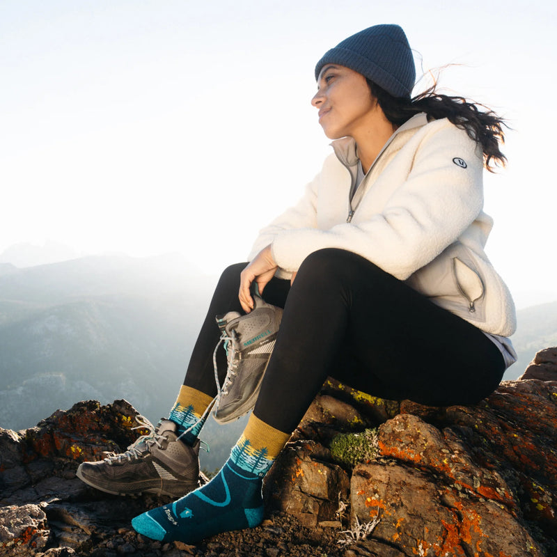 Load image into Gallery viewer, W's Northwoods Micro Crew Midweight Hiking Sock
