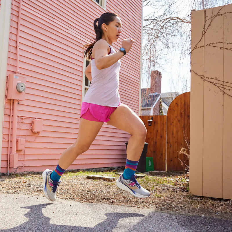 Load image into Gallery viewer, W's Mirnavated Micro Crew Ultra-Lightweight Running Sock
