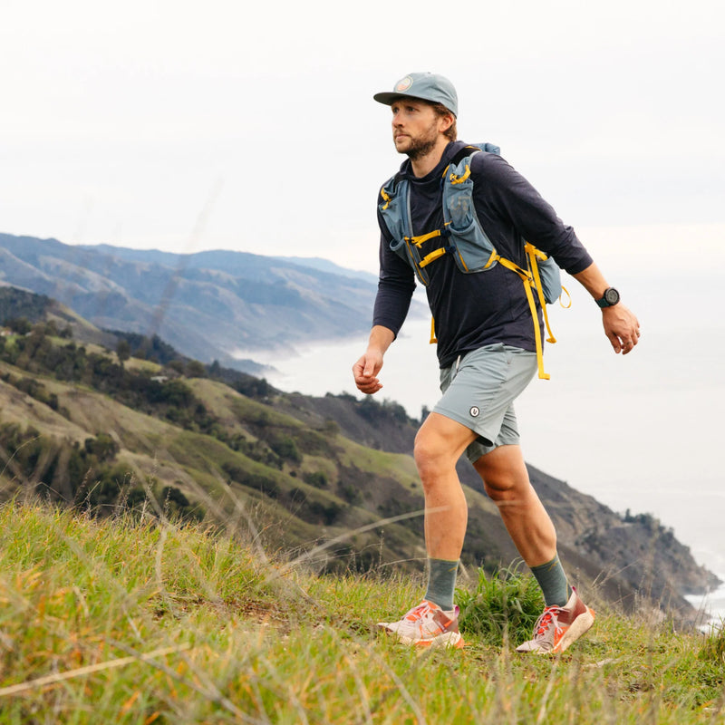 Load image into Gallery viewer, M&#39;s Light Hiker Micro Crew Lightweight Hiking Socks
