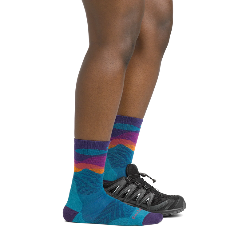 Load image into Gallery viewer, W's Mirnavated Micro Crew Ultra-Lightweight Running Sock
