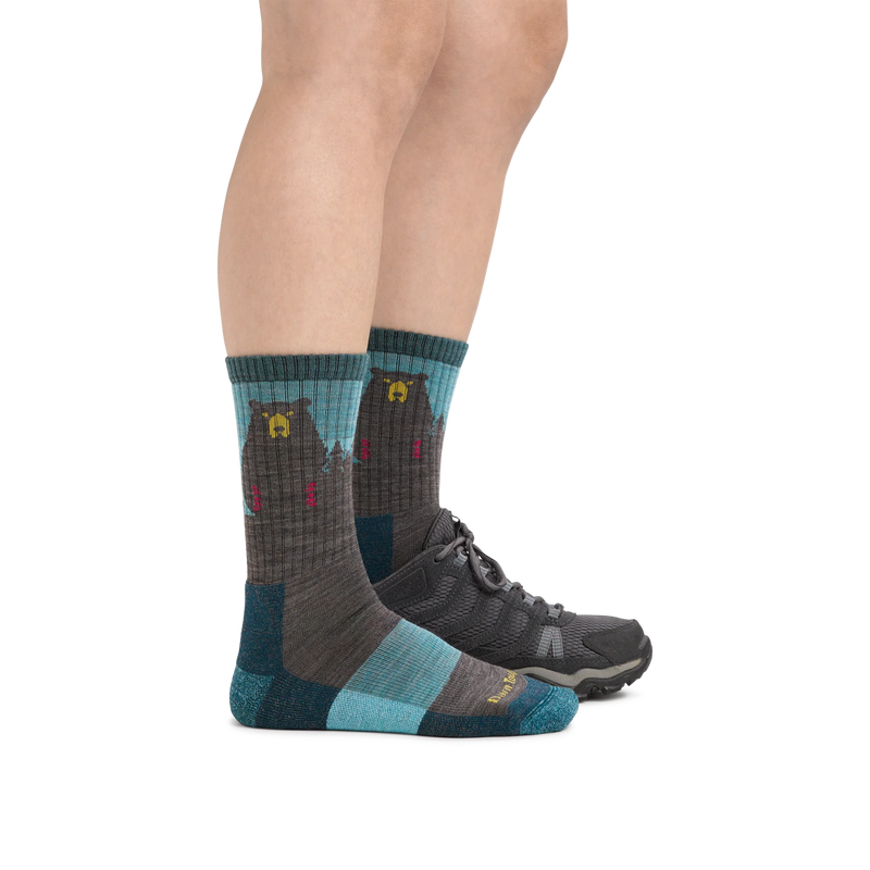 Load image into Gallery viewer, W&#39;s Bear Town Micro Crew Lightweight Hiking Sock
