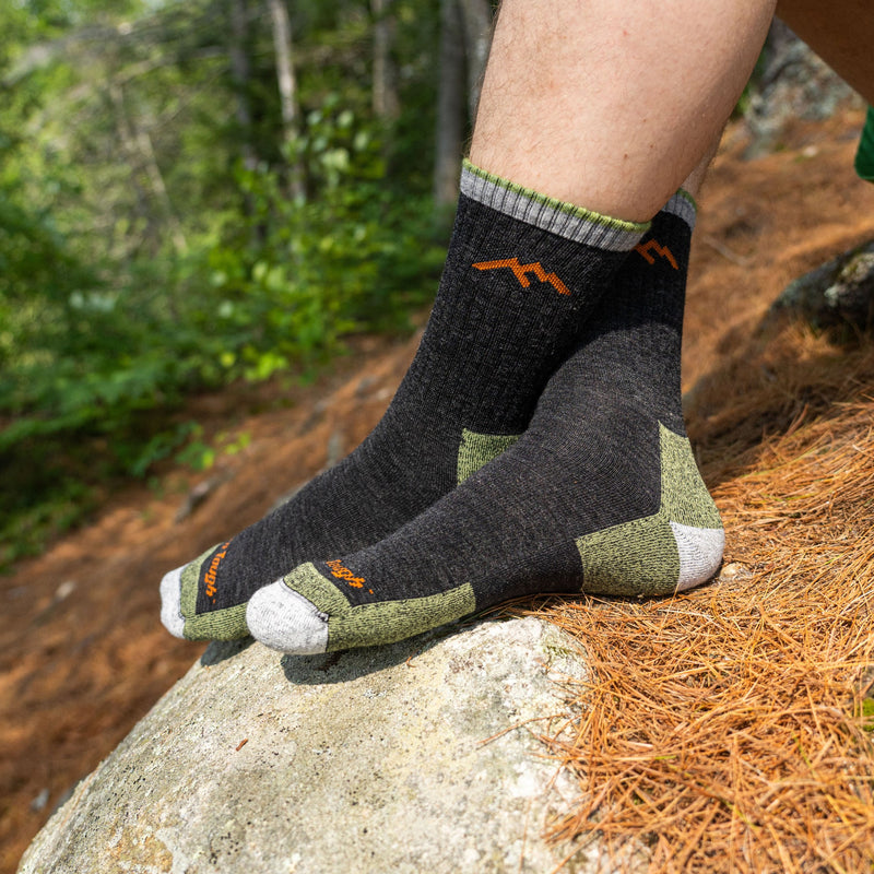 Load image into Gallery viewer, M&#39;s Hiker Micro Crew Midweight Hiking Sock
