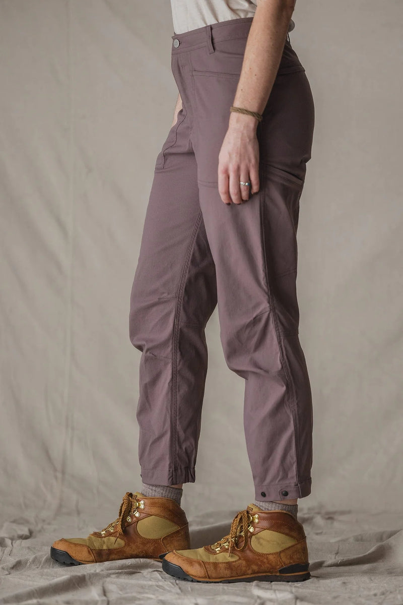 Load image into Gallery viewer, W&#39;s Ecotrek Trail Pants
