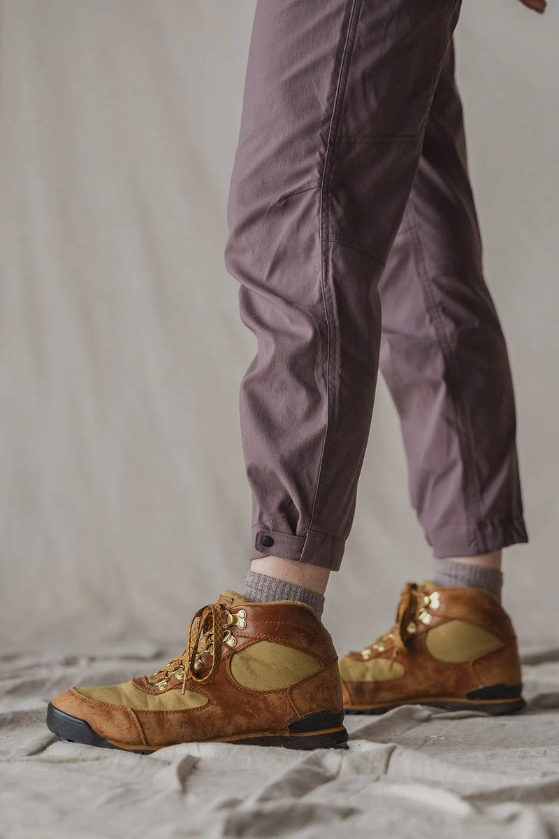Load image into Gallery viewer, W&#39;s Ecotrek Trail Pants
